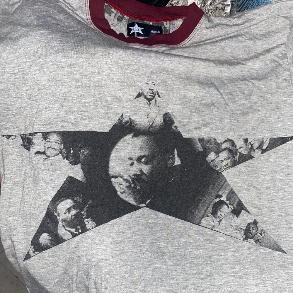 Barriers Martin Luther King Tshirt